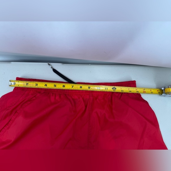 Vintage Nike Trunk Shorts L Red 90s Swoosh Mesh Lined Nylon Swimwear Running Y2K - Picture 9 of 12